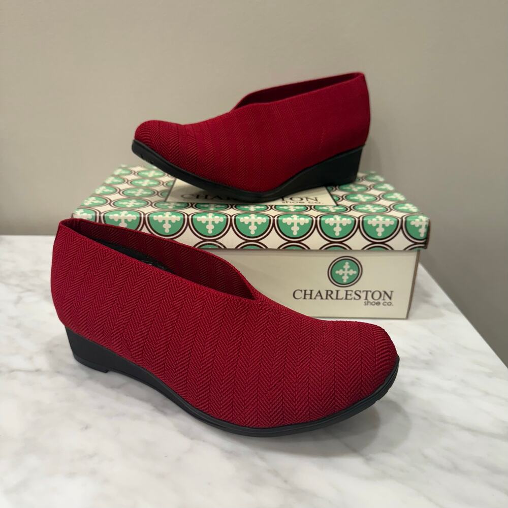 NEW Charleston Red Shoes Cherry Herringbone Cape Wedge 7 38